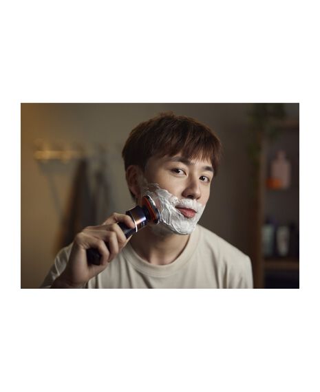 Series 5000X Wet & Dry Electric Shaver