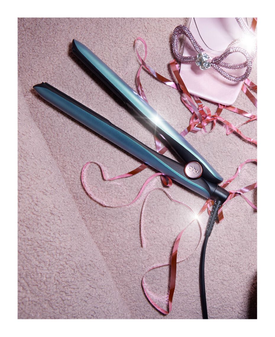 GHD gold® professional hair straightener in alluring jade