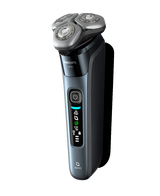 Series i9000 Wet & Dry Electric Shaver with Quick Clean Pod