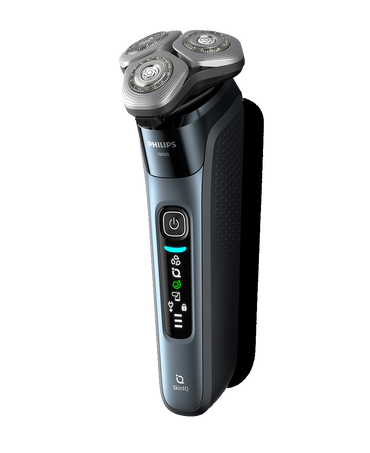 Series i9000 Wet & Dry Electric Shaver with Quick Clean Pod