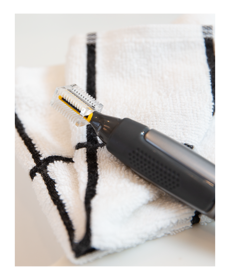 MicroTouch Titanium Max Ear & Nose Trimmer