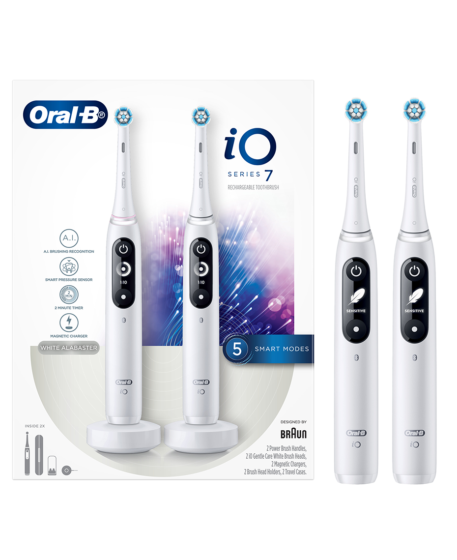Oral-B | iO7 Electric Toothbrush Dual Handle Pack | Shaver Shop