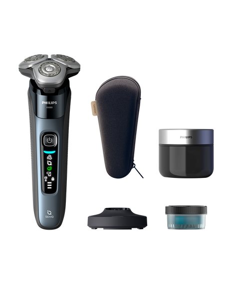 Series i9000 Wet & Dry Electric Shaver with Quick Clean Pod & Charging Stand