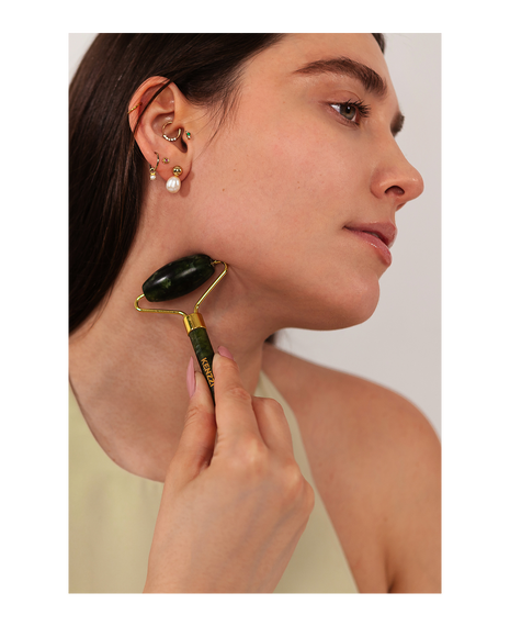 Jade Gua Sha Roller