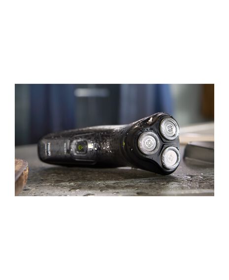 Series 3000X Wet & Dry Electric Shaver - Black