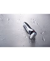 3 Blade Wet & Dry Electric Shaver