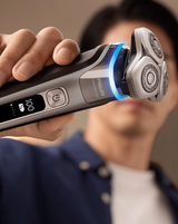 Series i9000 Prestige Wet & Dry Electric Shaver with Quick Clean Pod