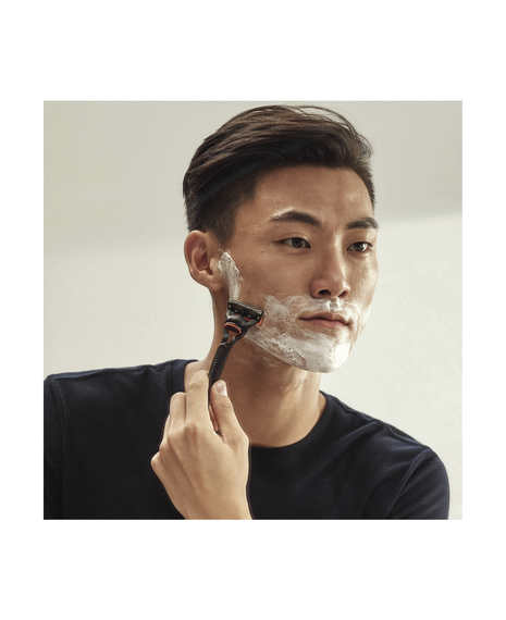 Fusion5 Razor Handle with Blades Refill 2 Pack