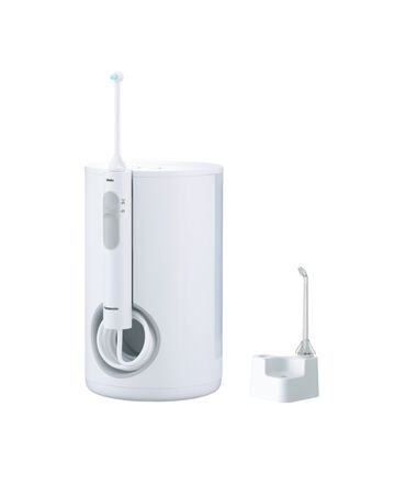 Oral Irrigator with Orthodontic Nozzle