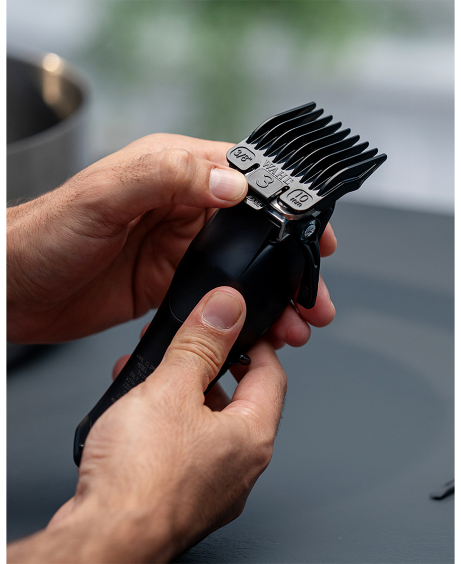 Wahl | Extreme Grip Lithium-Ion Hair Clipper | Shaver Shop